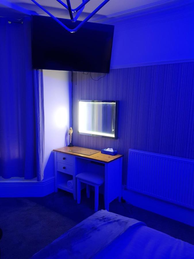 Highfields Living - All Rooms Ensuite- Free Wifi- Free Local Parking Sheffield Exterior foto